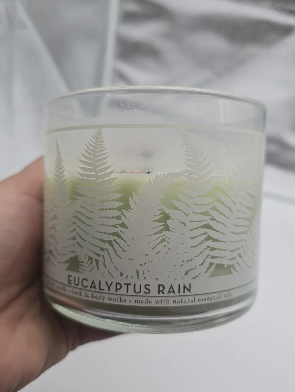 USED Bath & Body Works Eucalyptus Rain 3 Wick Candle 14.5 oz New - Picture 2 of 5